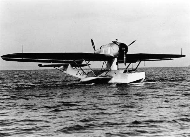 The singe Do-18L D-ANHR, fitted with radial engines