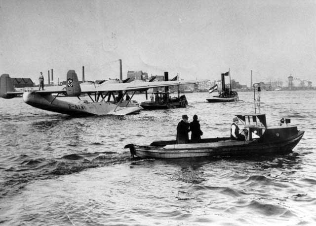 Rare shot of one of the Do-24K\'s for the Marineluchtvaartdienst at the Waal harbour, Rotterdam after its ferry flight from Germany. The registration D-AYWI was used on all Do-24K\'s supplied to the Netherlands!