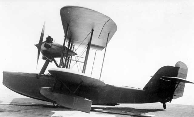 Picture of the first flying boat from Heinkel; the HD-15.