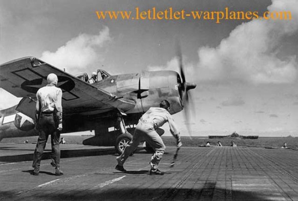 F6F-3 aboard USS Lexington (CV-16) takes-off during Gilberts operation .November 1943 [US Navy]