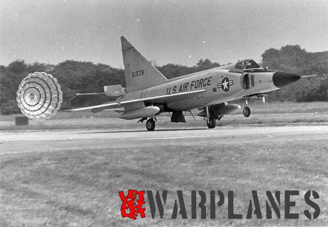 F-102A land at Soesteberg, note parachute brake. (Nico Braas)