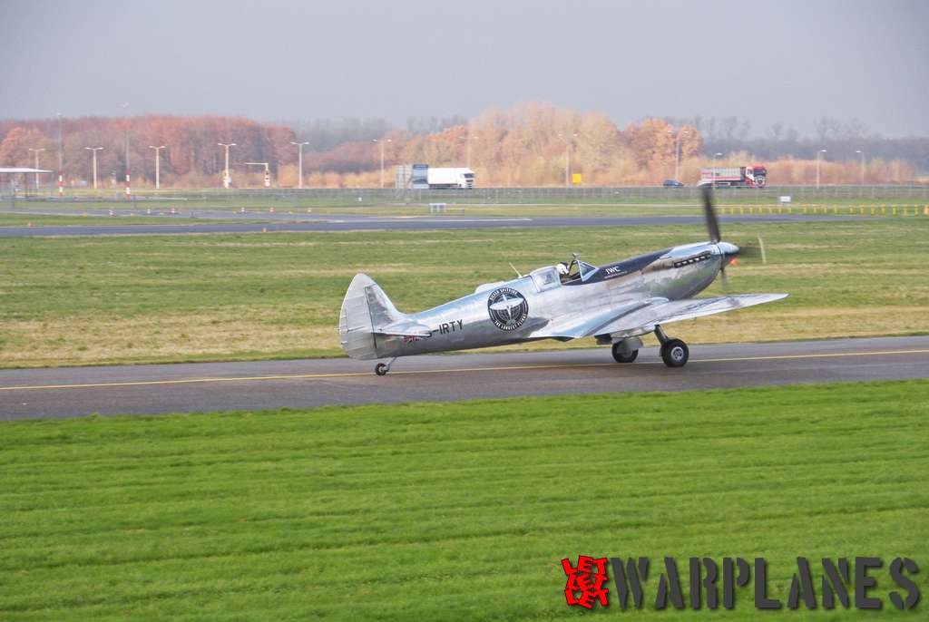 Silver Spitfire at Lelystad